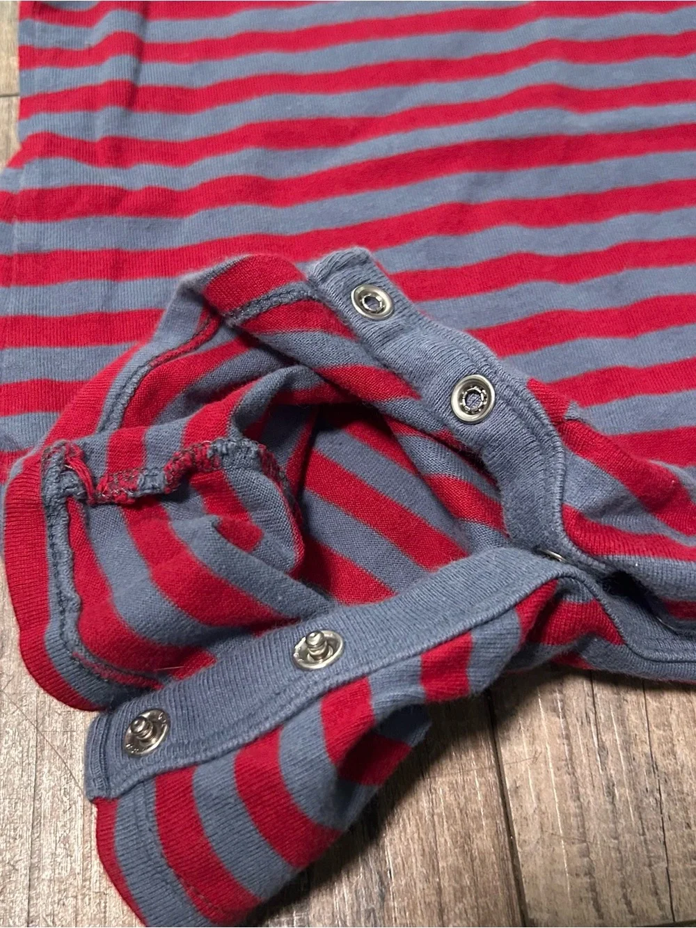 Vintage Baby Gap 1999 Boys Gray Red Striped Romper Size 12-18 Months